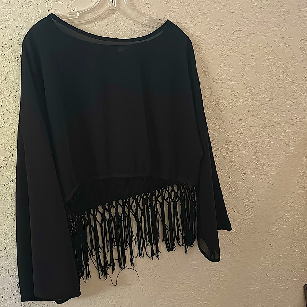 Cropped long sleeve large black blouse with small tassels by Coco Avante 💕